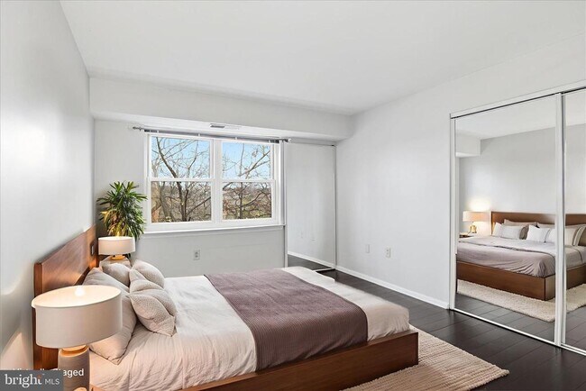 Building Photo - 440 N Armistead St Unit 202