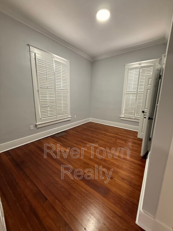 Photo - 2184 Cowden Ave