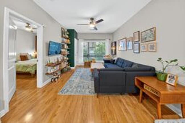 Photo - Stunning 1BR/ 1BA Condo with Den and Garag...