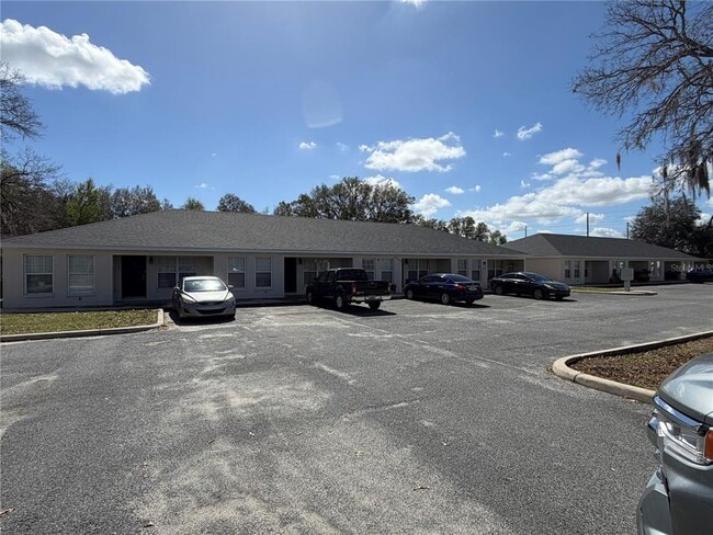Building Photo - 7049 Midway Terrace Unit 3