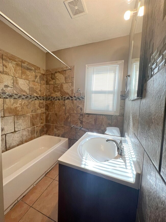 Photo - 1515 Hope St