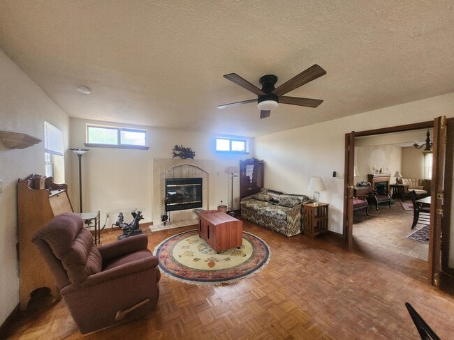 Photo - 1025 Lynch Ct NW
