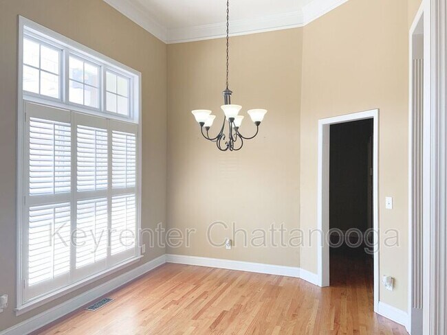 Photo - 8193 Kaitlin Ln