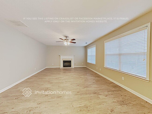 Photo - 2027 Pierce Way