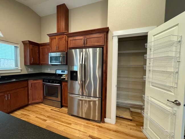 Photo - Well maintained, updated 3 bedroom home in quiet neighborhood