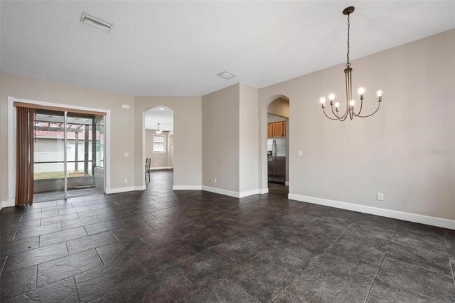 Photo - 6105 47th St E