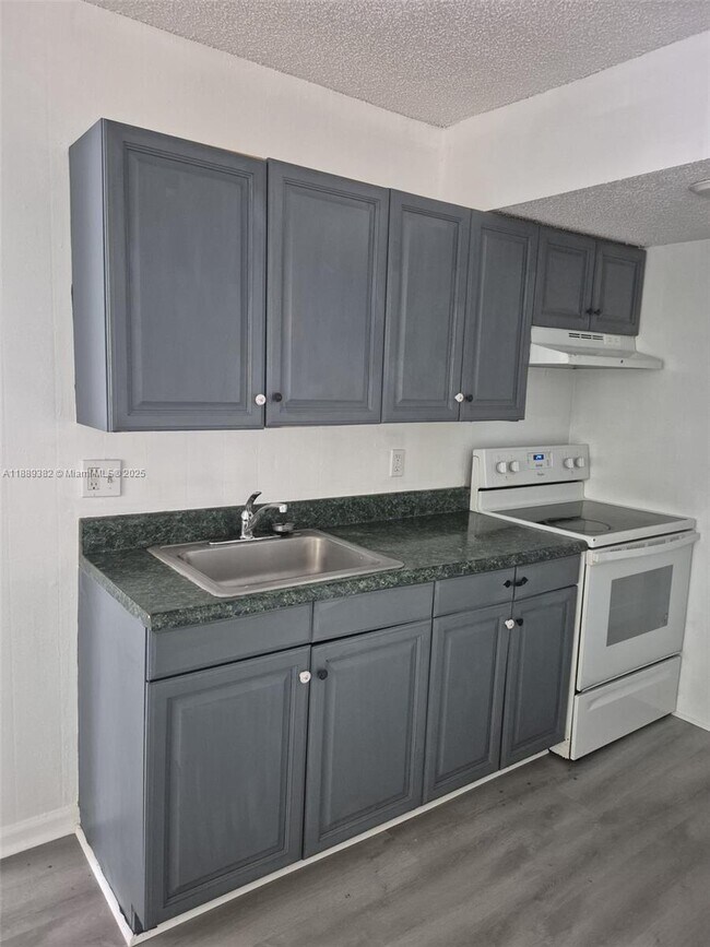 Photo - 2022 NW 43 Terrace Unit 5
