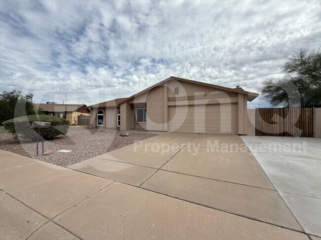 Photo - 10219 S 48th Way