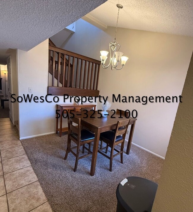 Photo - 2 Bedroom Furnished Monthly Rental in Coun...