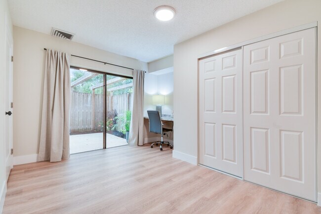 Photo - 2309 23rd Ln