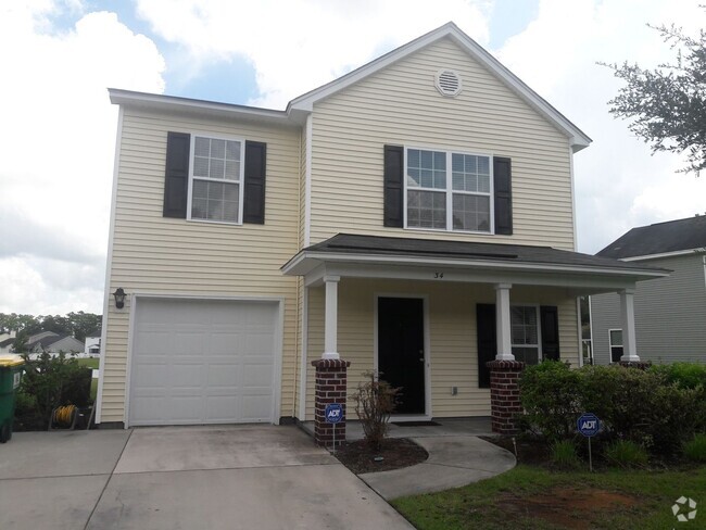 Building Photo - 3-bedroom, 2.5 -bath home in Hamilton Grove