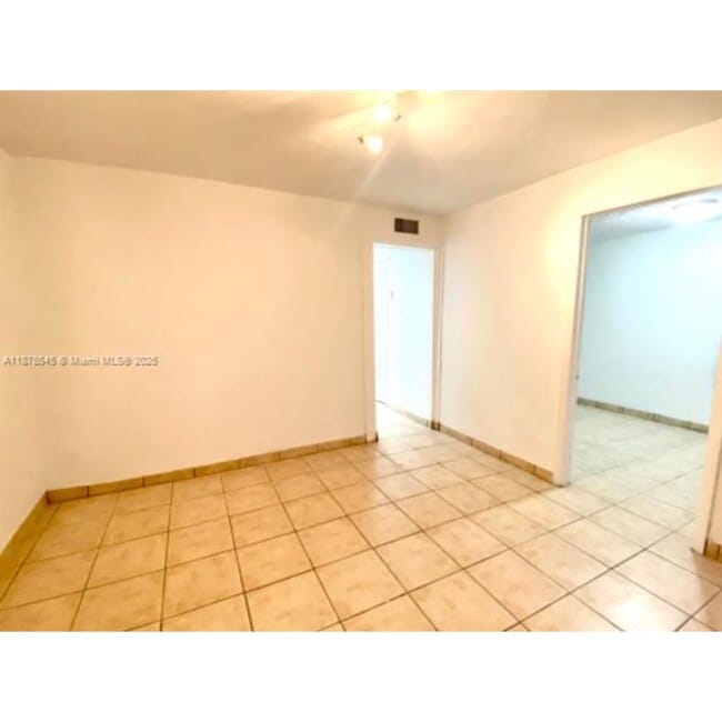 Photo - 4307 SW 9th St