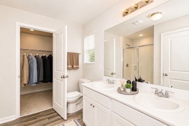 2956 Ember Brooke Ct