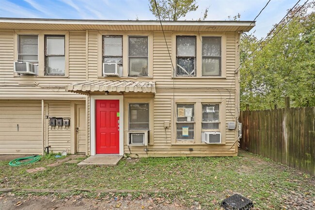 Building Photo - 8402 Brockton St Rental