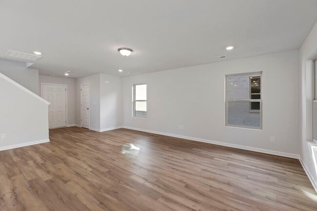 Photo - 14616 Ravenel Dr