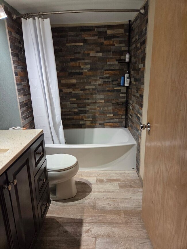 Photo - Pet-Friendly Ground Floor 2-Bedroom Home with New Appliances & Garden Space