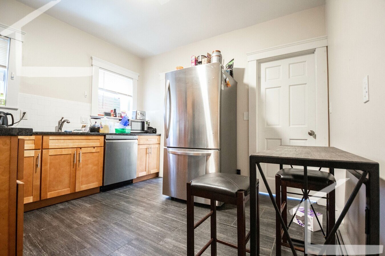 Photo - "Meow" included with apartment!