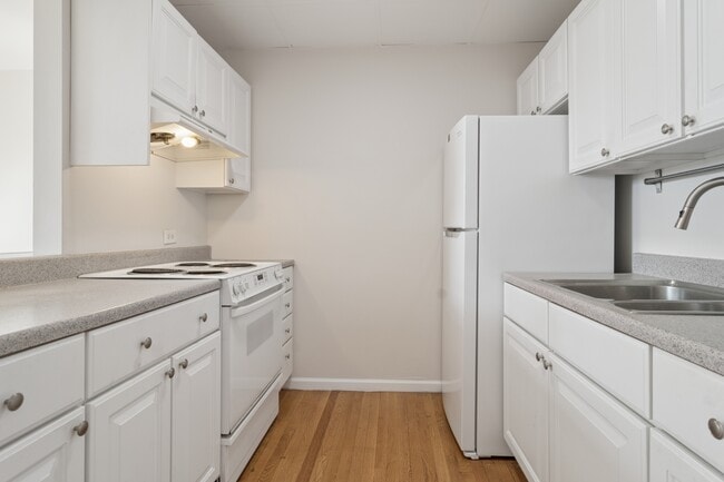 Photo - 431 S Dearborn St Unit 1004