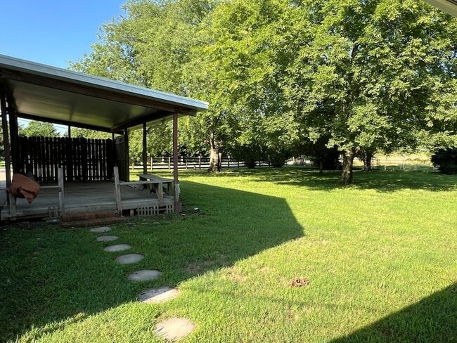 2801 Lascassas Pike