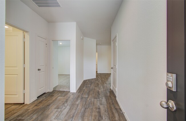 Photo - 3803 Zoeys Wy