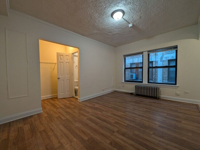 5417 N Kenmore Ave Unit 606