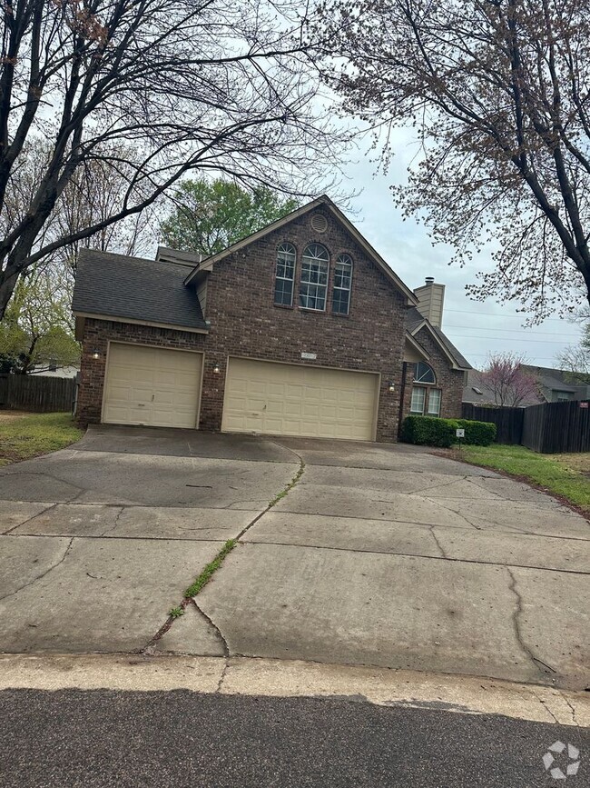 Building Photo - Home for Lease