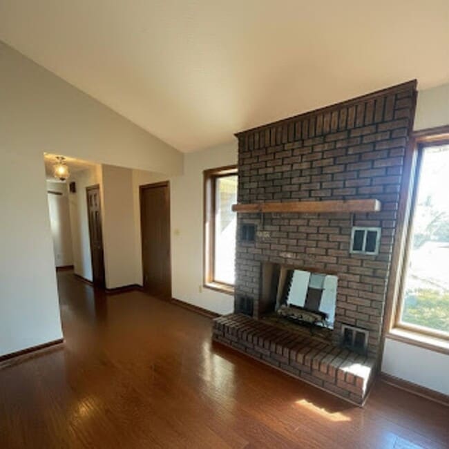 Photo - Spacious 3-Bedroom Ranch for Rent in Franklin, KY!
