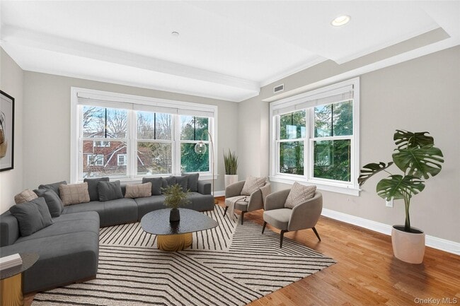 Photo - 225 Stanley Ave Unit 204