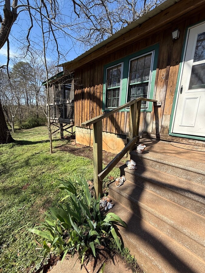 Photo - 130 Old Goldston Rd