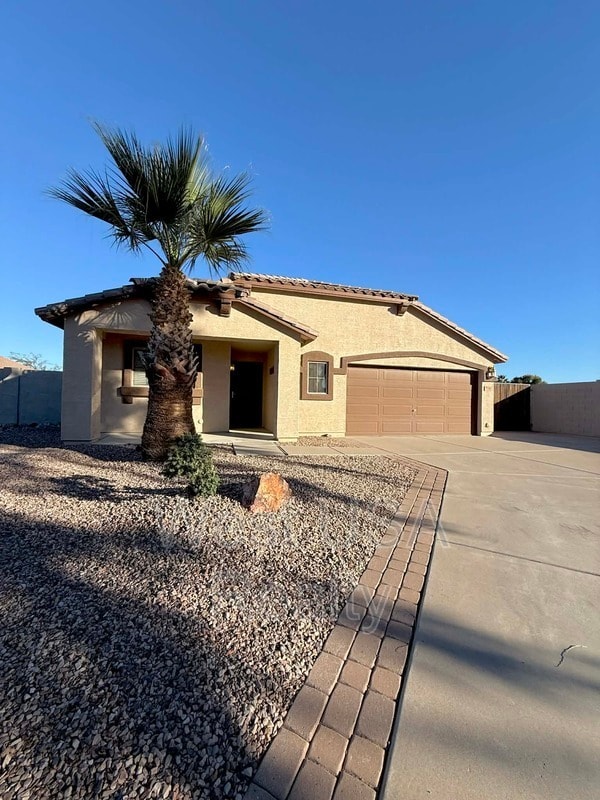 Photo - 730 E Press Rd