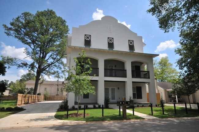 Building Photo - 443 Meador Dr Unit 443 Meador Drive - MARKETING