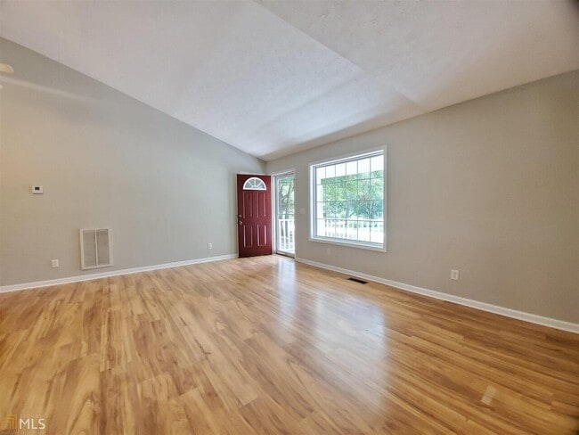 Photo - 124 Westwood Rd