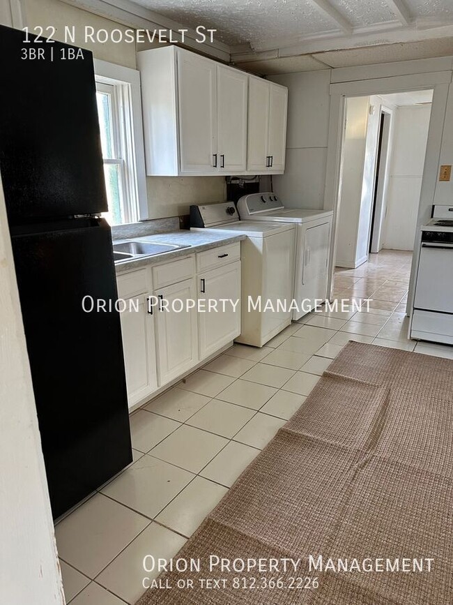 Photo - 122 N Roosevelt St