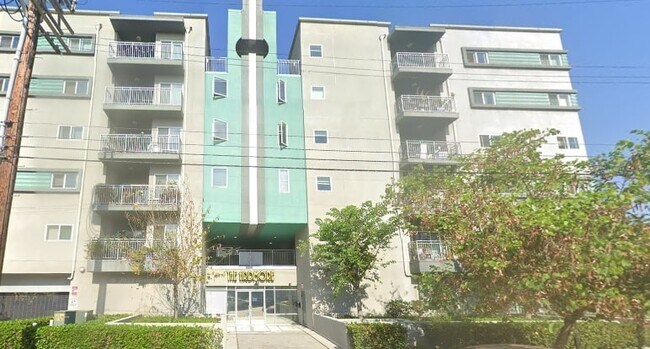 Photo - 959 S Ardmore Ave Unit #959