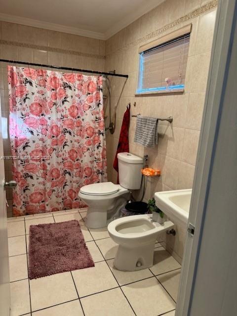 Photo - 1325 W 4th Ln