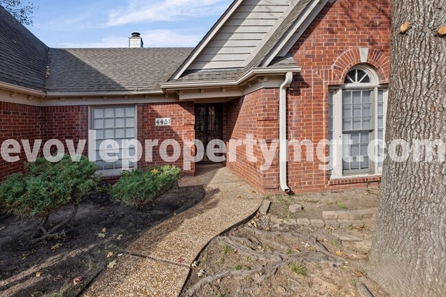 Photo - 4431 Boone Manor Dr