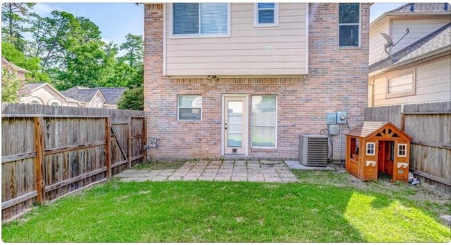 Photo - 18927 Crescent Fountain Rd