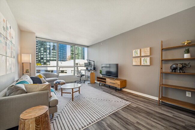 Photo - 388 Beale St Unidad FL11-ID354755P