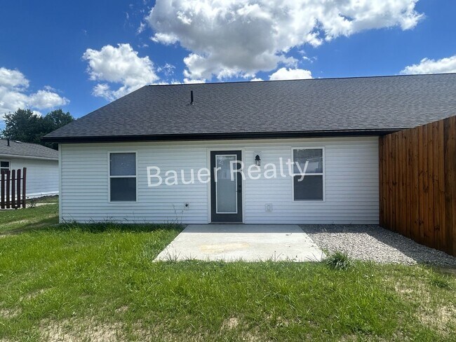 47 Grove Ave Unit B