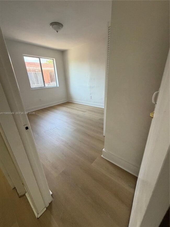 Photo - 1021 NW 5th St Unidad 4