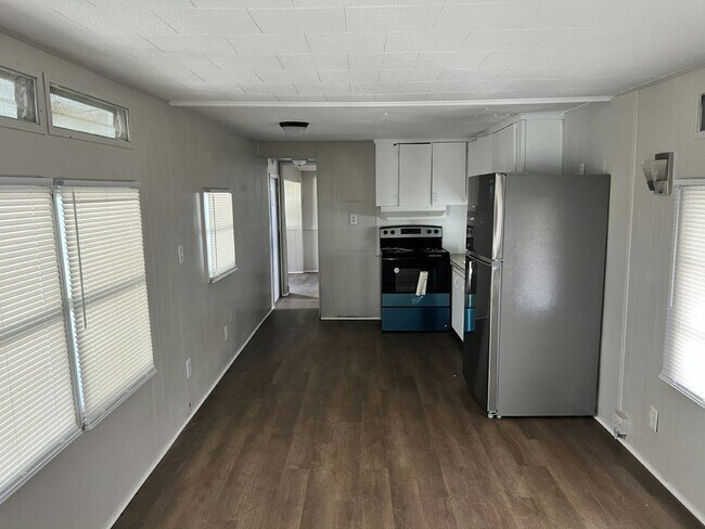 Photo - 2245 New Tampa Hwy