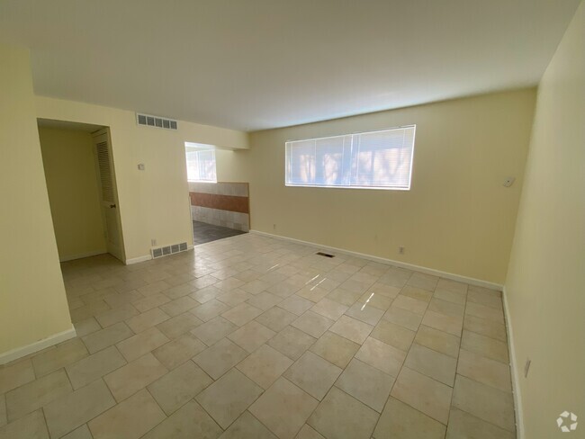 Building Photo - 1216 Pacific Ave S Unit 1 Rental