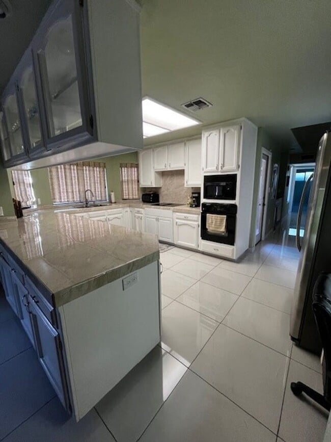 Photo - 3428 Eastview Ct