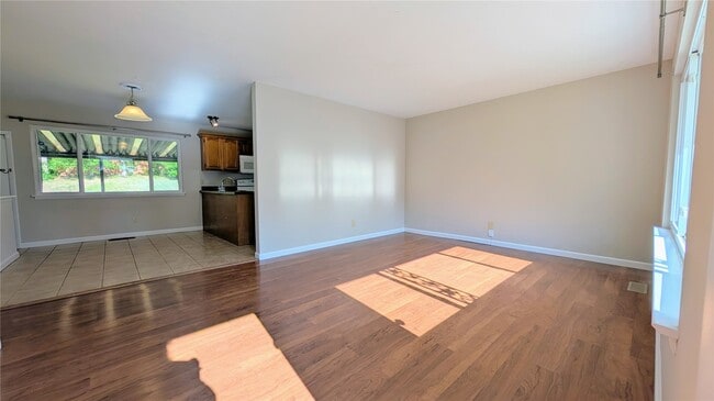 Photo - 3356 Clemens Dr