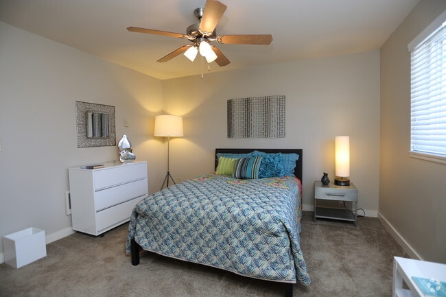 2 BR-Bedroom