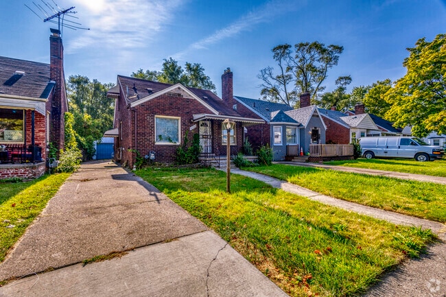 Building Photo - 10724 McKinney St Rental