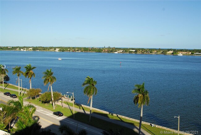 Photo - 1801 N Flagler Dr Unidad 938