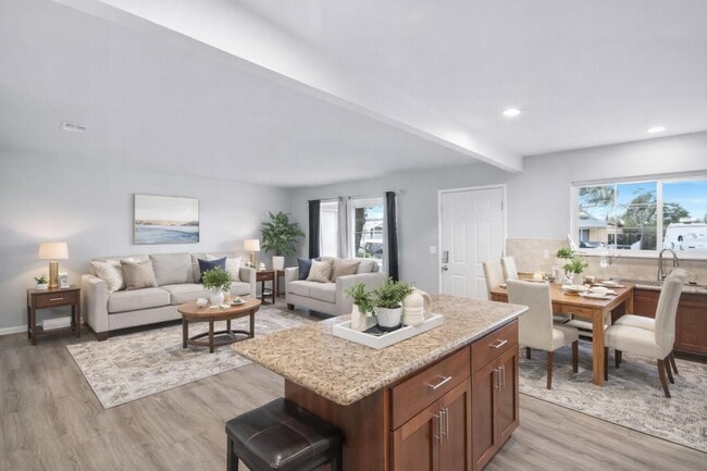 Photo - 16012 Julie Ln