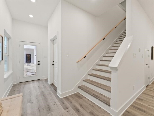Photo - 4012 Northfield Ln