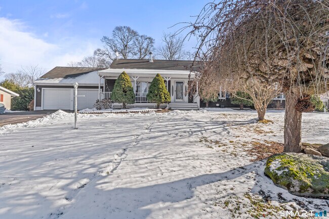 Photo - 75 Eureka Ave